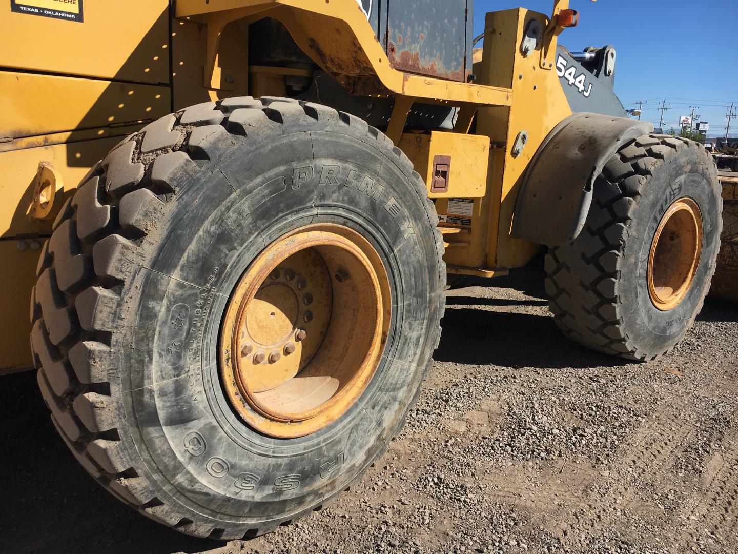 ./imagenes/INVOICE/2019/17010/CARGADOR FRONTAL JOHN DEERE 544J (4).JPG